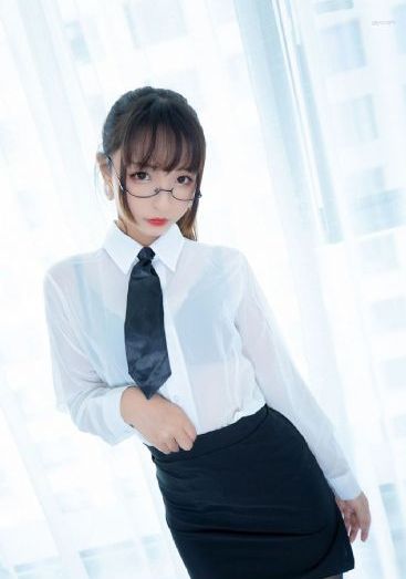 丰满继母